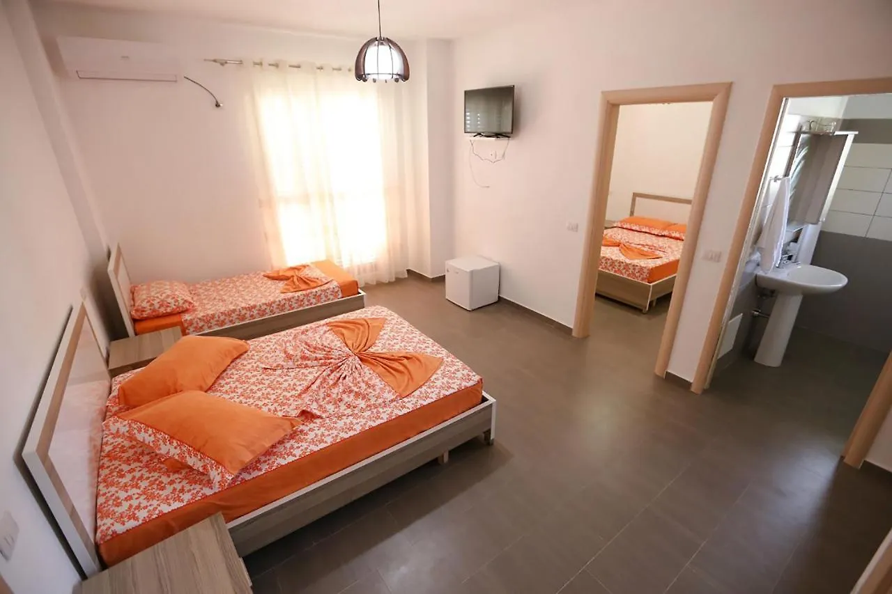 Hotel Jaho Kavaje 0*,